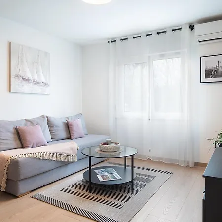 Travel Apartment Pula