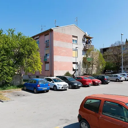 Travel Apartment *